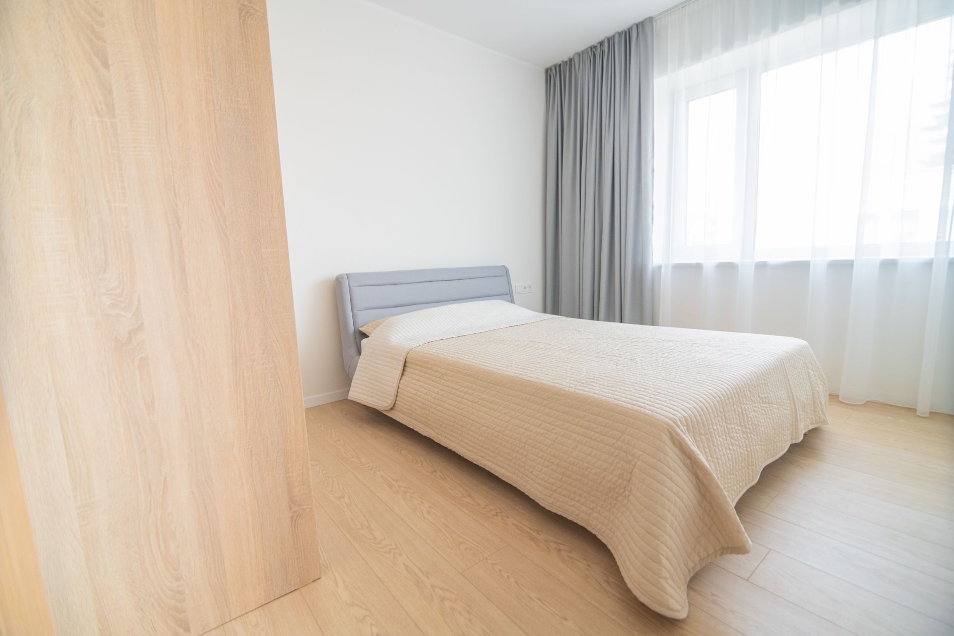 Homey Apartment Bedroom